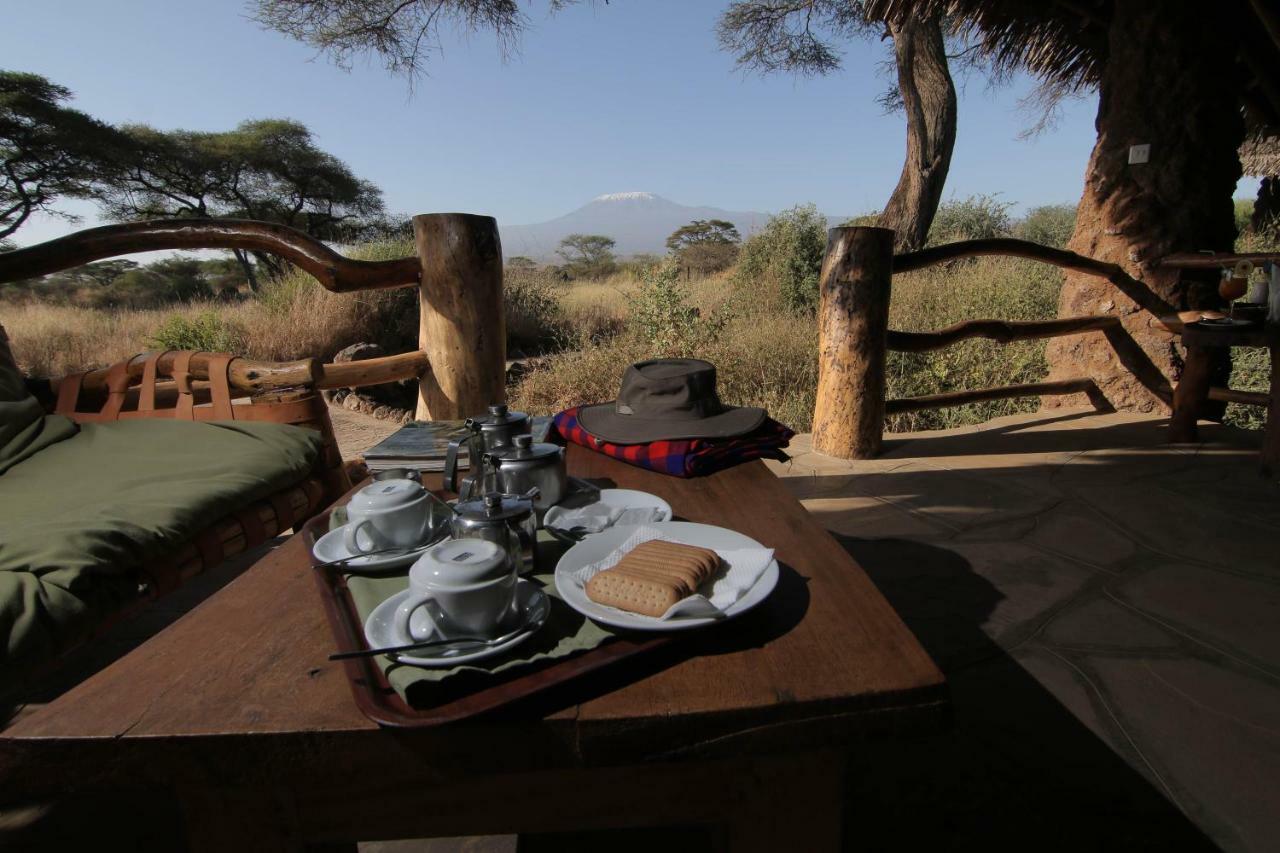 Kibo Safari Camp Villa Amboseli Exterior photo